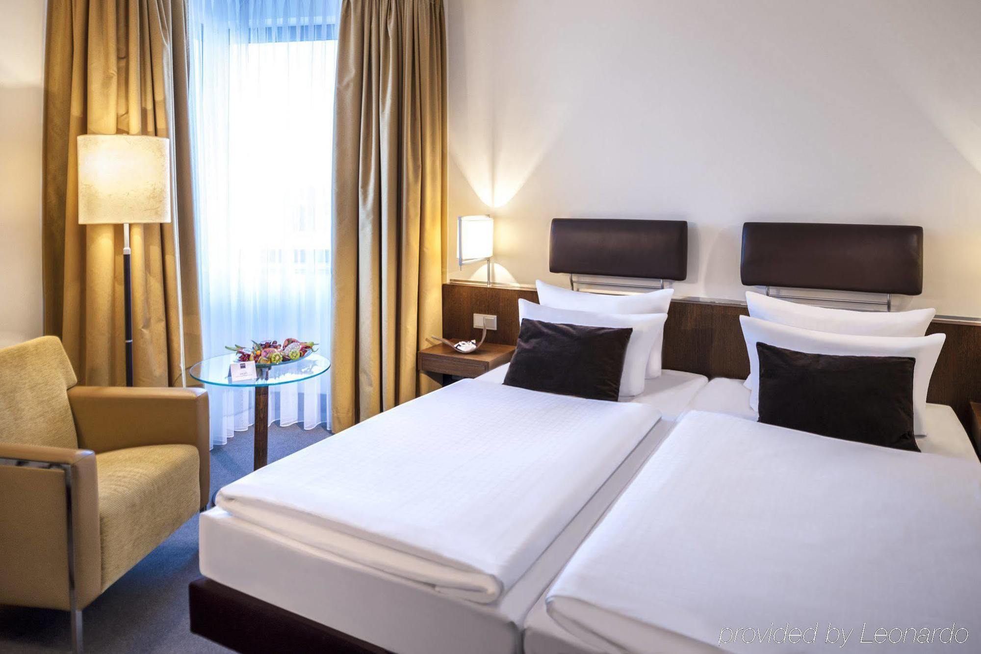 Essential By Dorint Frankfurt-Niederrad Hotel Frankfurt am Main Phòng bức ảnh